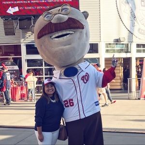 Meet your Posher, Rachiny